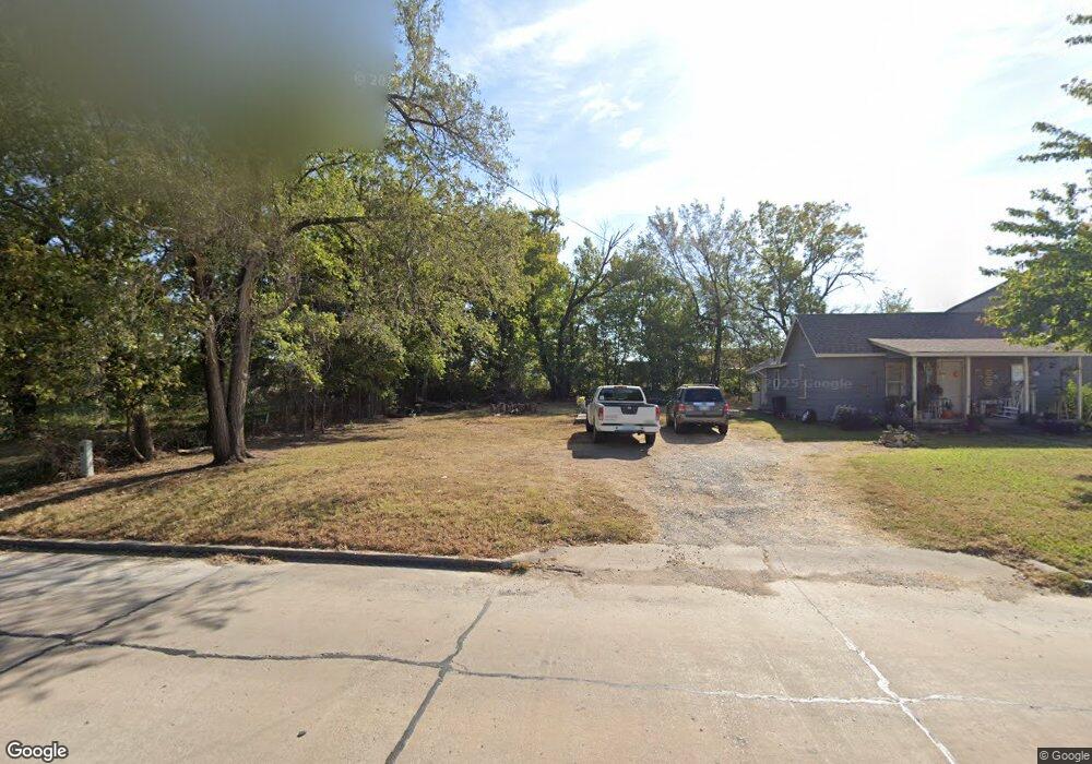 21 S Taylor St, Pryor, OK 74361 - photo 1