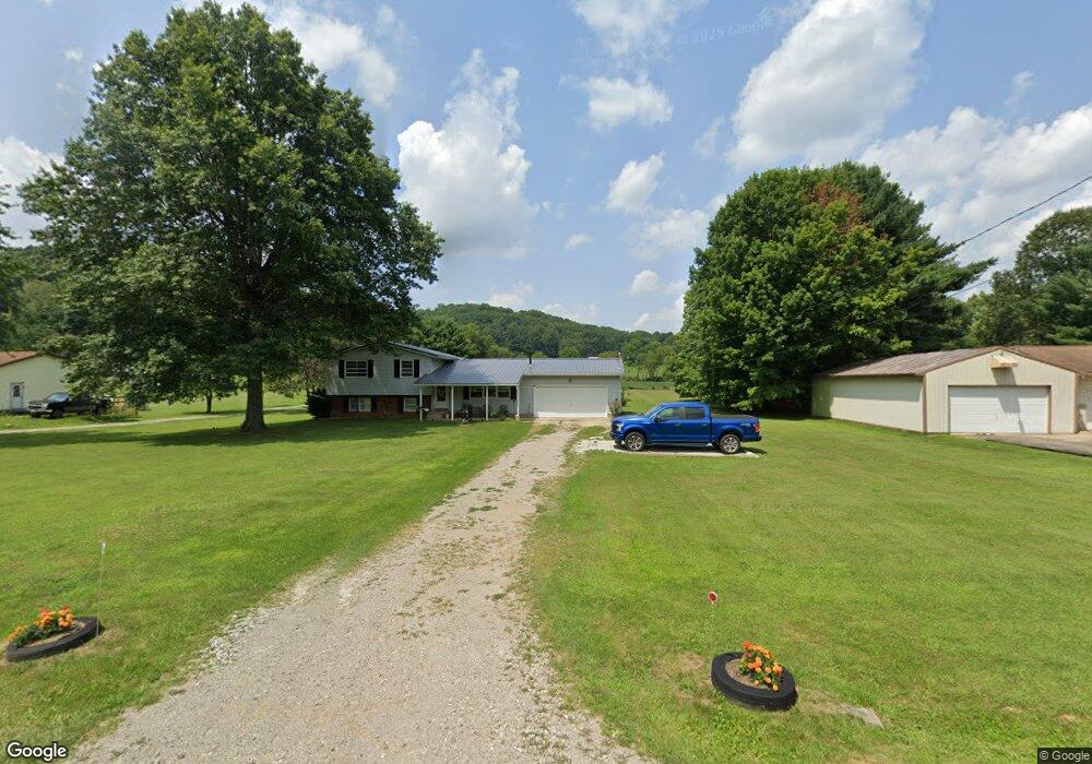 2130 Blue Valley Rd SE, Lancaster, OH 43130 - photo 1
