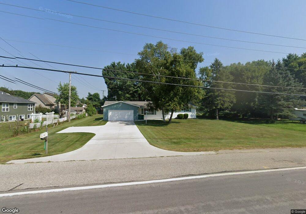 4692 W Water St, Port Huron, MI 48060 - photo 1