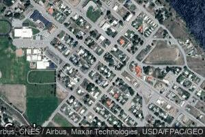 1614 Douglas Ave, Bridgeport, WA 98813