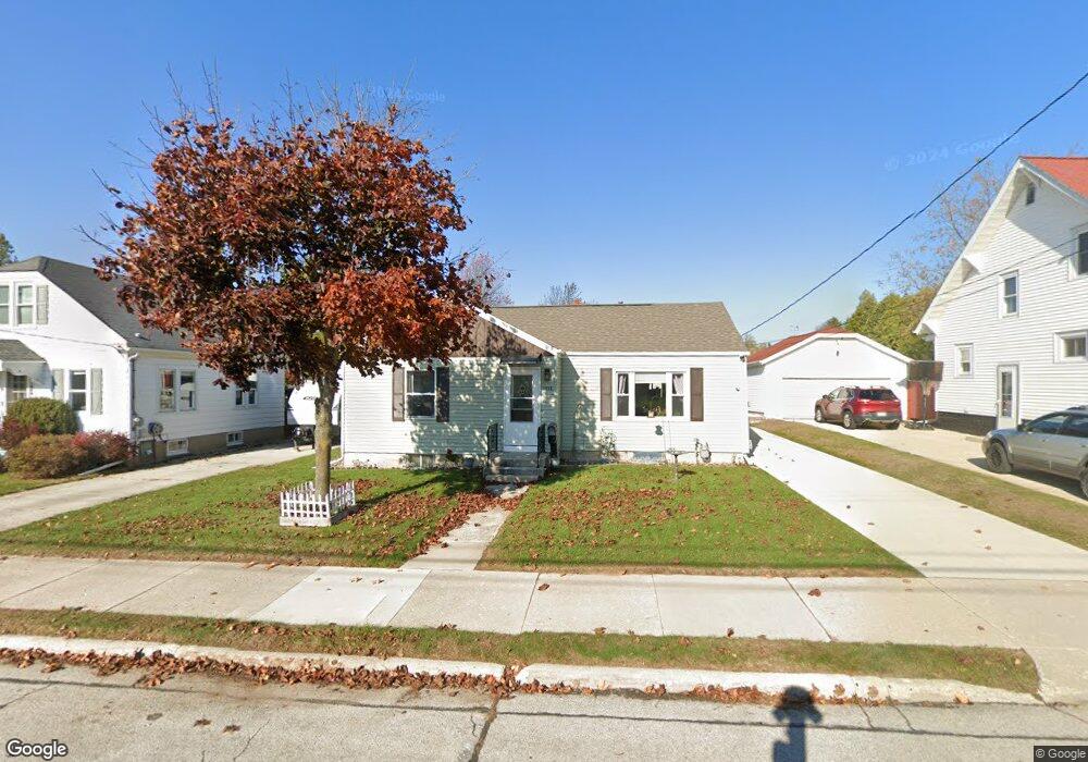 1938 30th St, Two Rivers, WI 54241 - photo 1