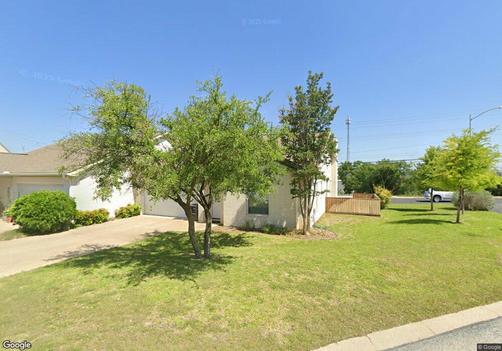 502 Winding Way Ct, Fredericksburg, TX 78624 - photo 1