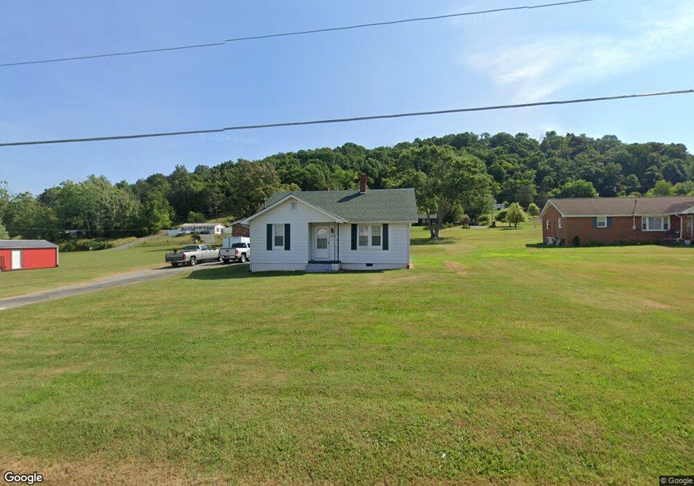 328 E 4th Ave, Watauga, TN 37694 - photo 1