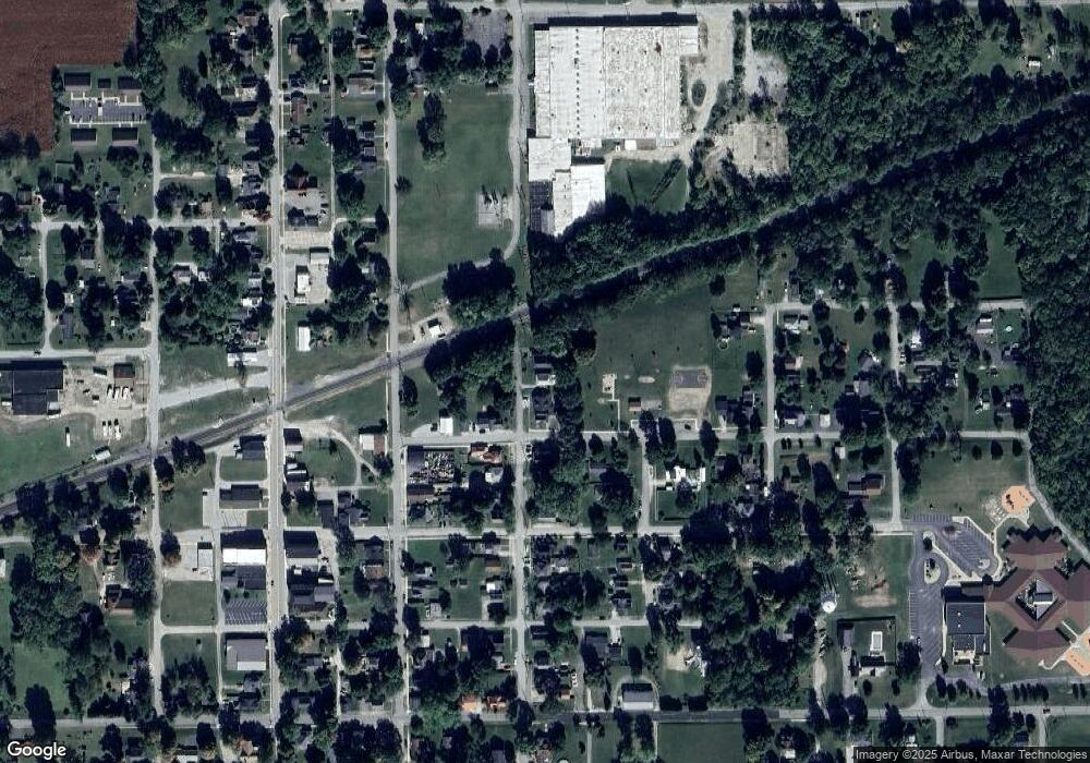 165 N Jackson St, Andrews, IN 46702 - photo 1