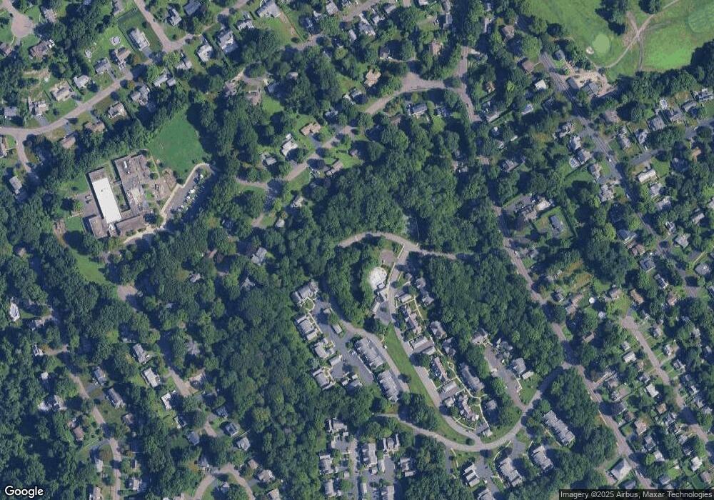 210 Glengarry Rd, Fairfield, CT 06825 - photo 1