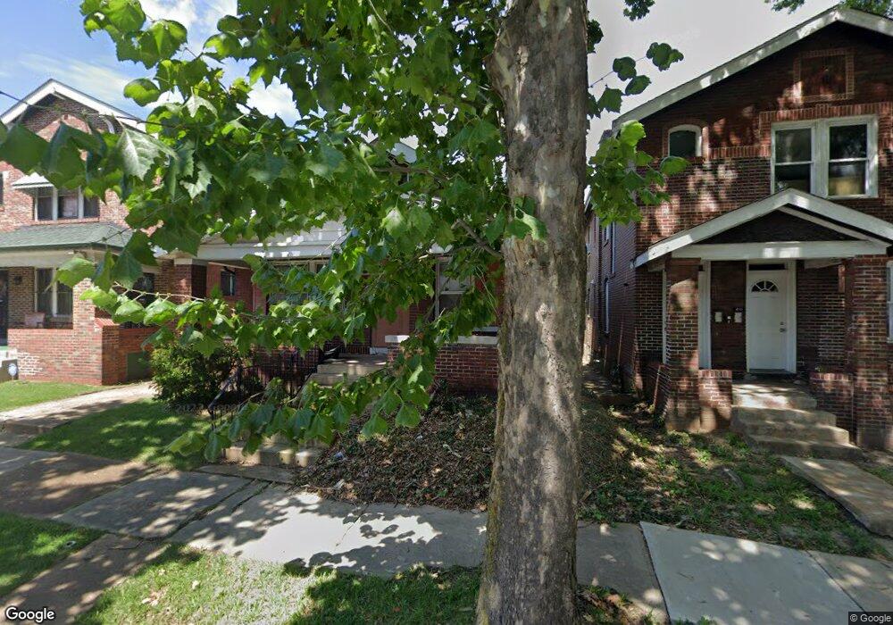 4109 N Taylor Ave, Saint Louis, MO 63115 - photo 1