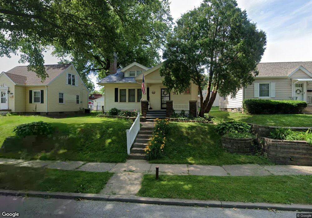 1129 E Denison Ave, Davenport, IA 52803 - photo 1