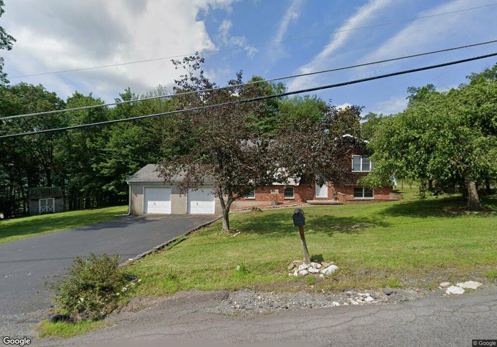 6 Twin Oaks Rd, Drums, PA 18222 - photo 1