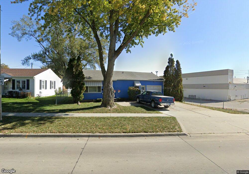 120 E 17th St N, Newton, IA 50208 - photo 1