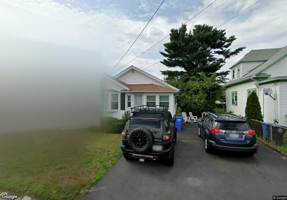 42 Burbank St, Cranston, RI 02910 - photo 1