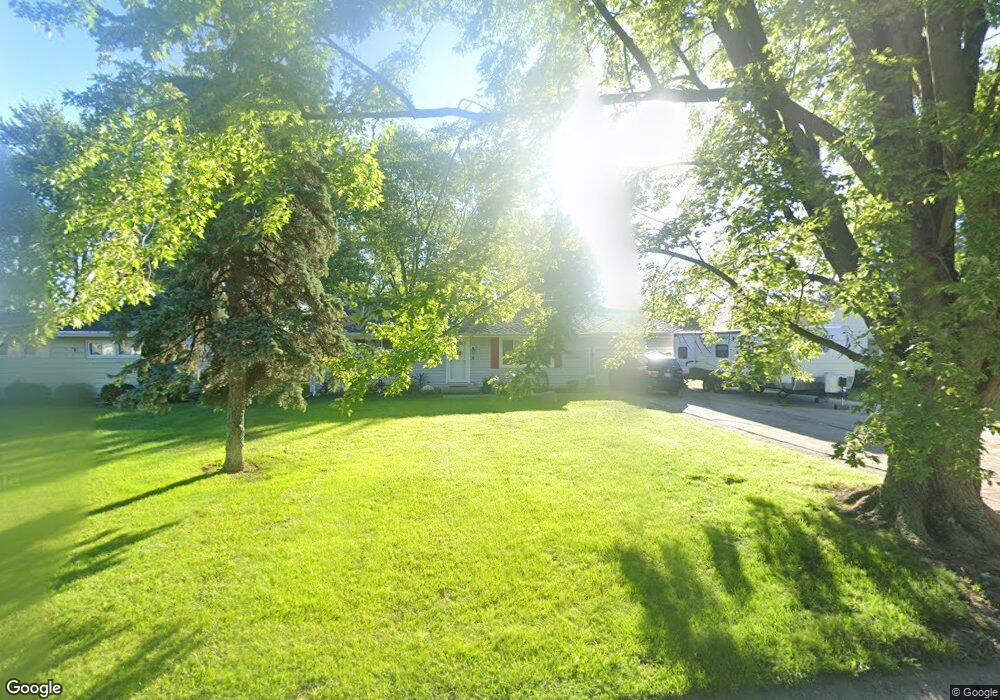 516 S Wagner Ave, Wapakoneta, OH 45895 - photo 1