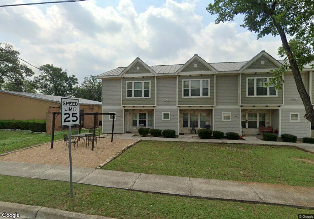 545 W Hutchison St, San Marcos, TX 78666 - photo 1