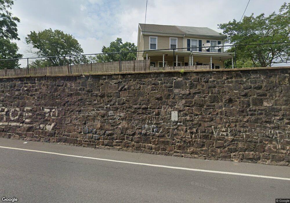 415 Warren St E, Beverly, NJ 08010 - photo 1