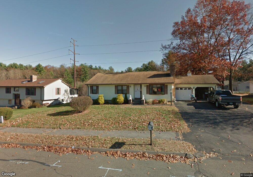 10 Matthew Dr, Easthampton, MA 01027 - photo 1