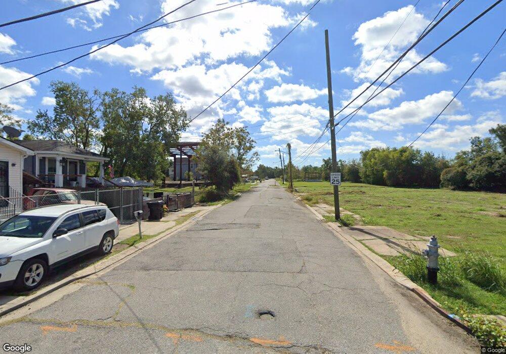 4570 Montegut St, New Orleans, LA 70122 - photo 1