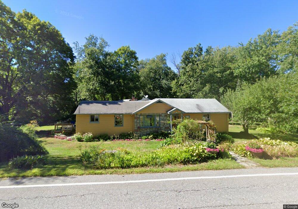 157 County Rd, Morris, CT 06763 - photo 1