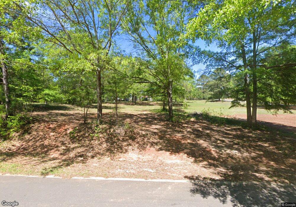 222 Rogers Cir, Barnesville, GA 30204 - photo 1