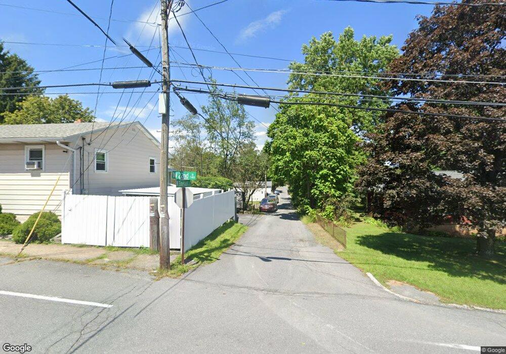 889 N Emerald Ct, Hazle Township, PA 18202 - photo 1