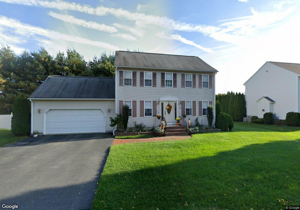 78 Scituate Farms Dr, Cranston, RI 02921 - photo 1