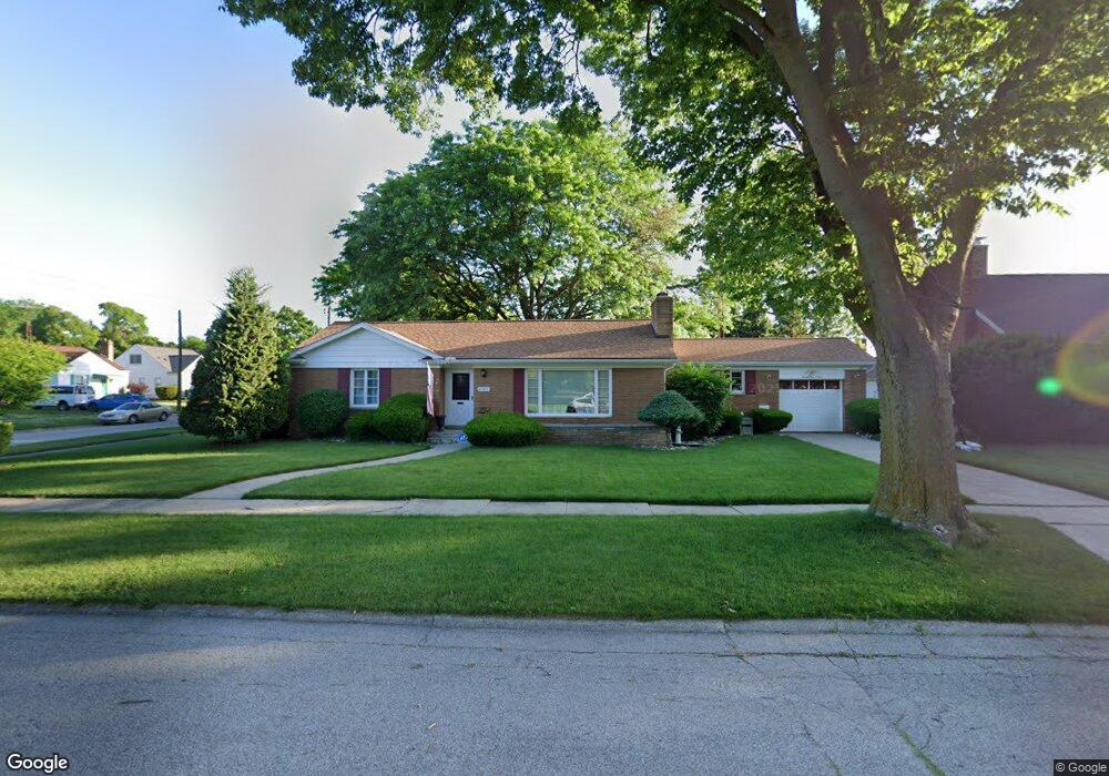 2105 Glendale Ave, Flint, MI 48503 - photo 1