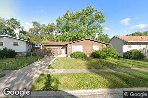 27 Arapaho Dr, Thornton, IL 60476