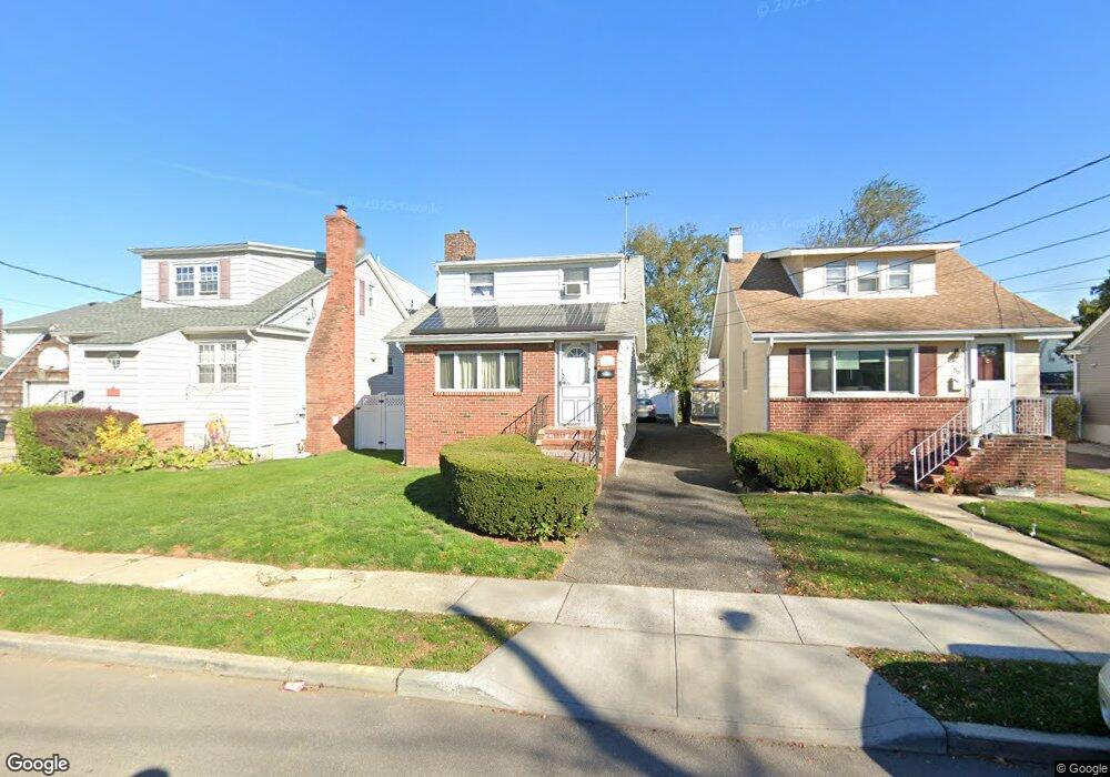 54 Dart St, East Rockaway, NY 11518 - photo 1