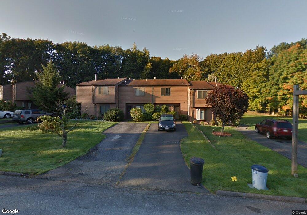 2 Adrian Ct, Cortlandt Manor, NY 10567 - photo 1