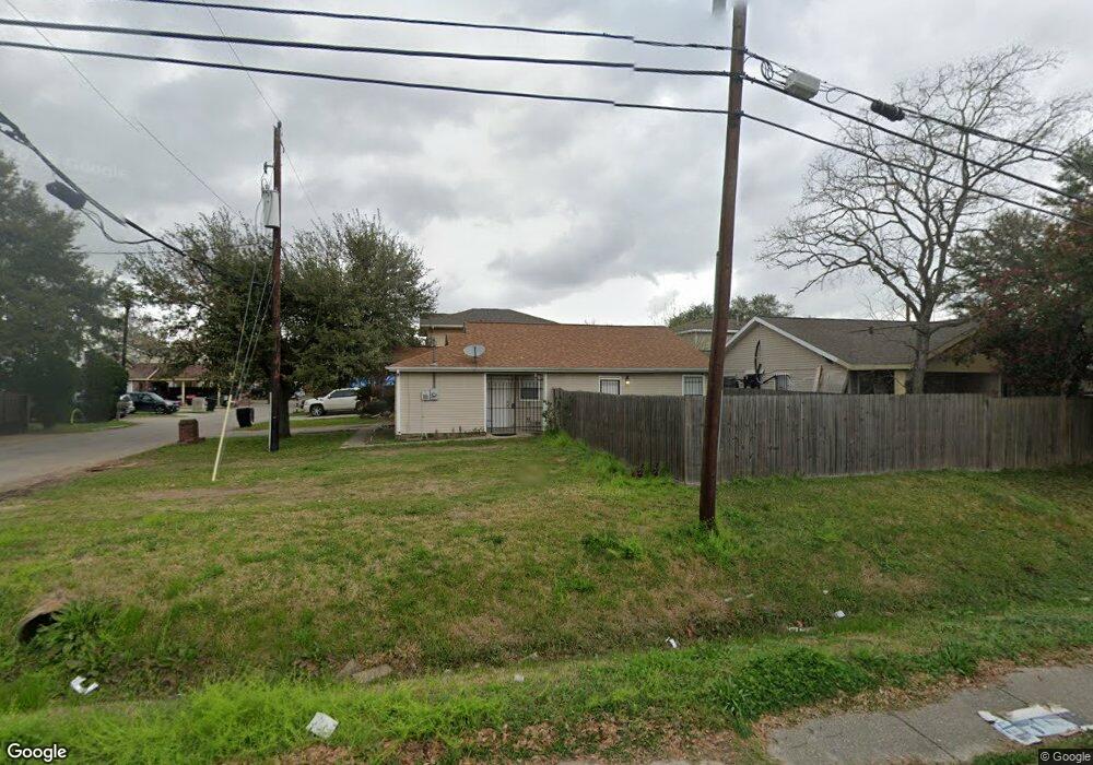 10802 Vista Norte Ct, Houston, TX 77076 - photo 1