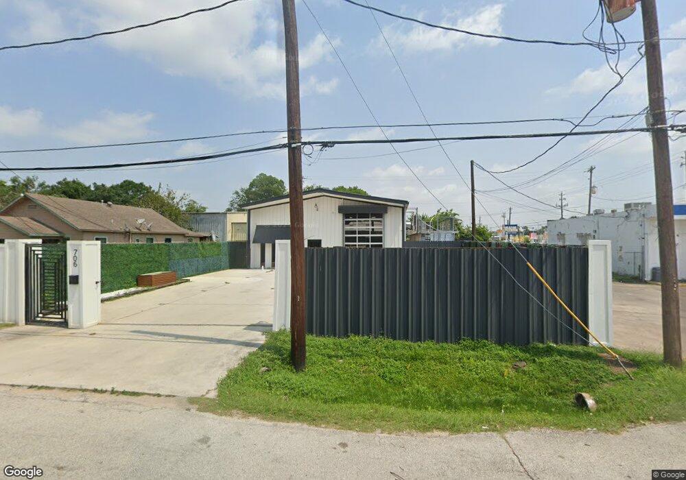 706 Curtin St, Houston, TX 77018 - photo 1