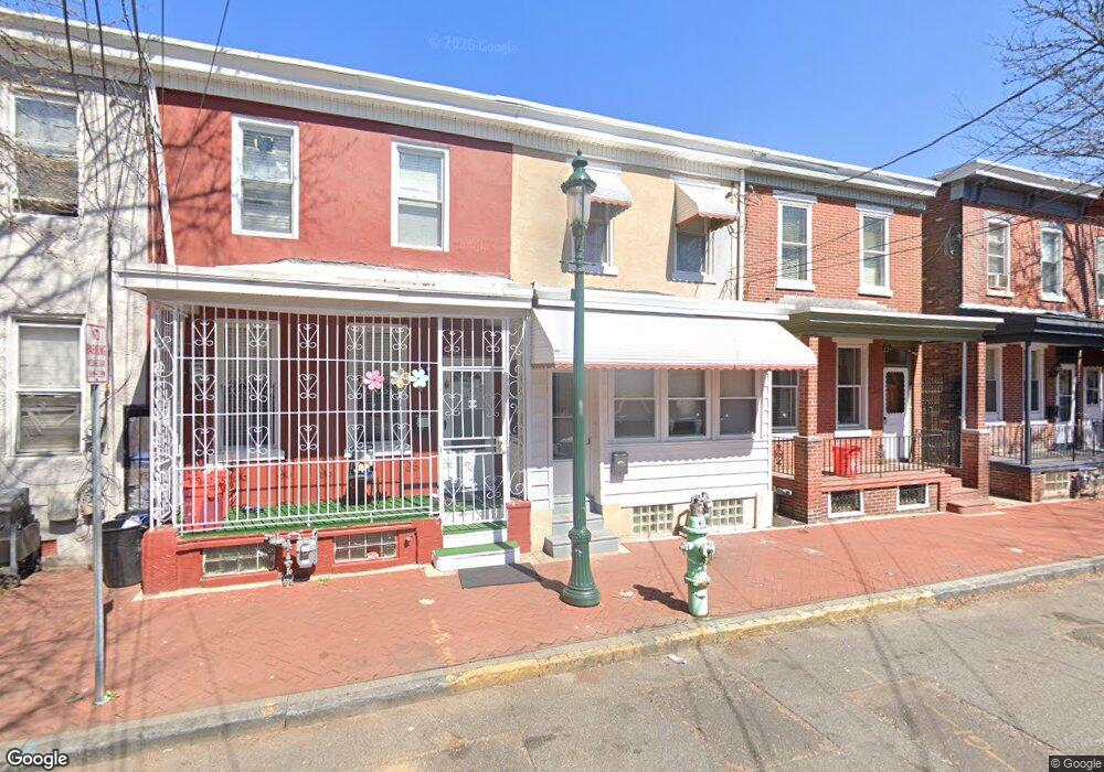 571 Berkley St, Camden, NJ 08103 - photo 1