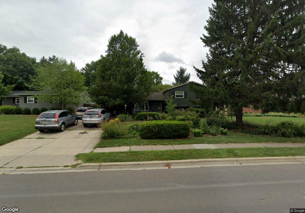 2641 N Star Rd, Columbus, OH 43221 - photo 1