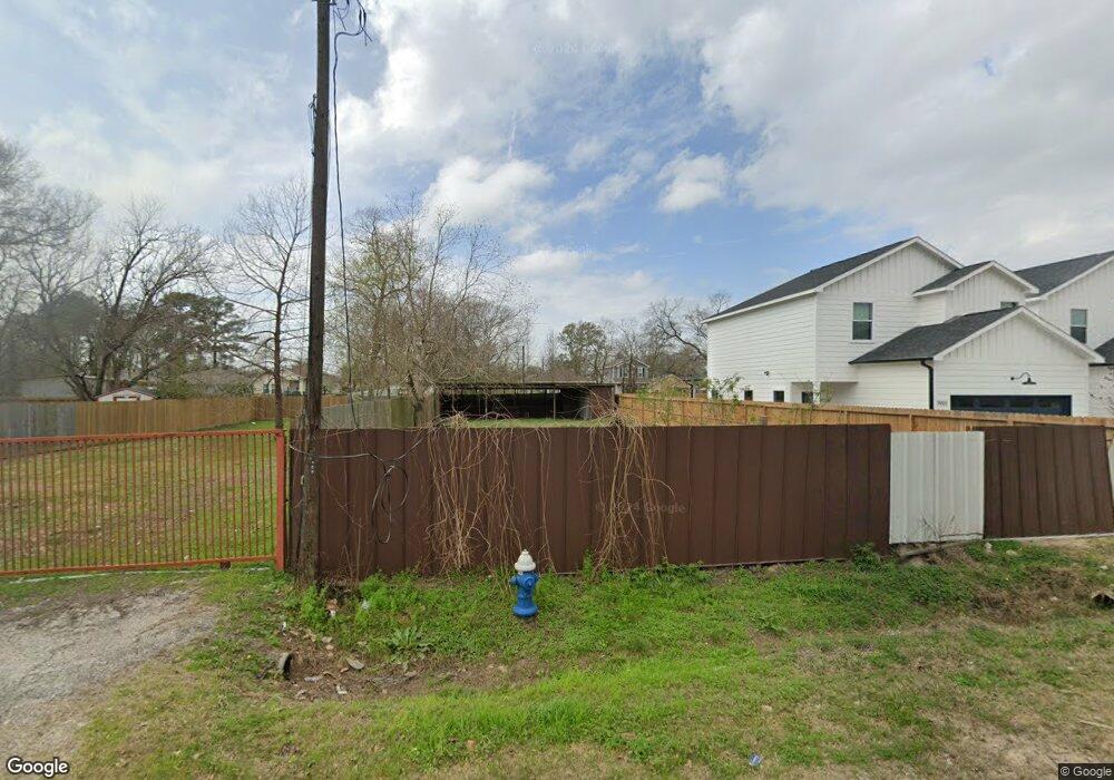 7747 James Franklin St, Houston, TX 77088 - photo 1