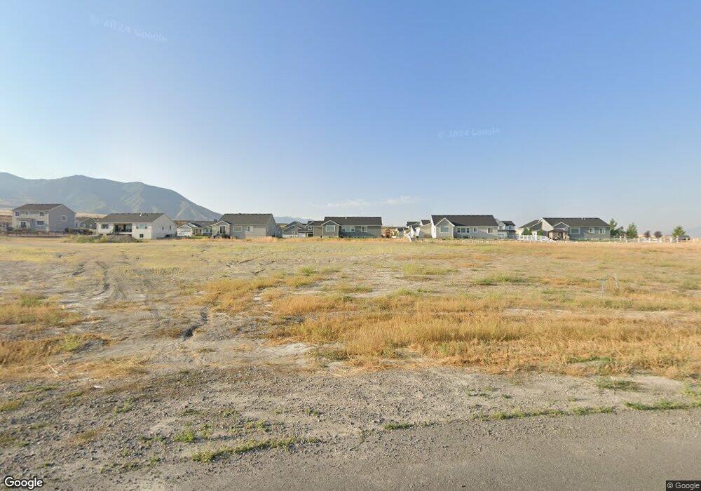 1238 E Highline Rd, Lake Point, UT 84074 - photo 1