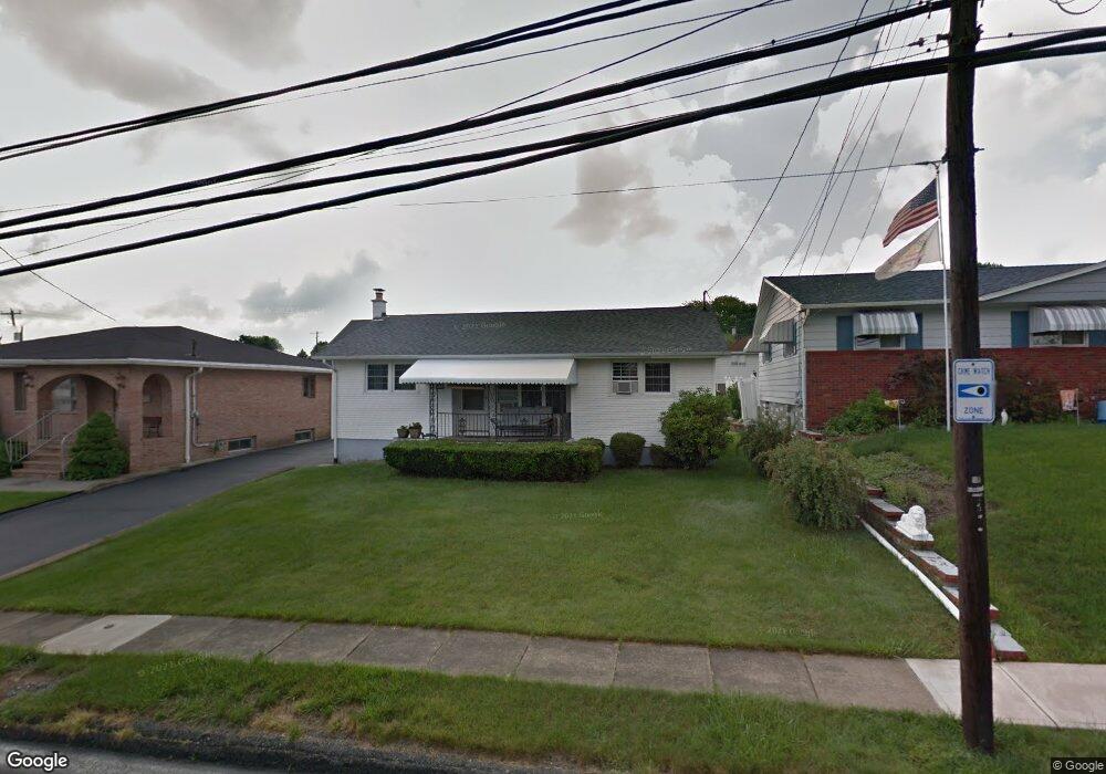 624 Ward St, Dunmore, PA 18512 - photo 1