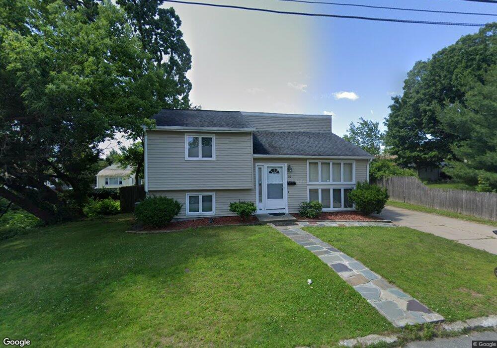 32 Francis Ave, Pawtucket, RI 02860 - photo 1