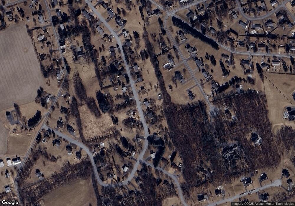 536 Round Table Dr, Nazareth, PA 18064 - photo 1