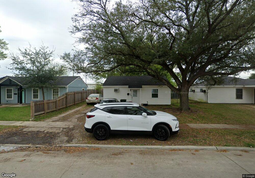 1721 9th Ave, Lake Charles, LA 70601 - photo 1