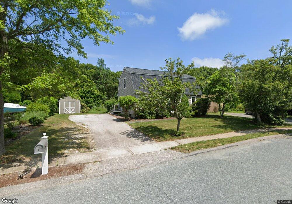 5 Sandy Bottom Shores Dr, Wakefield, RI 02879 - photo 1