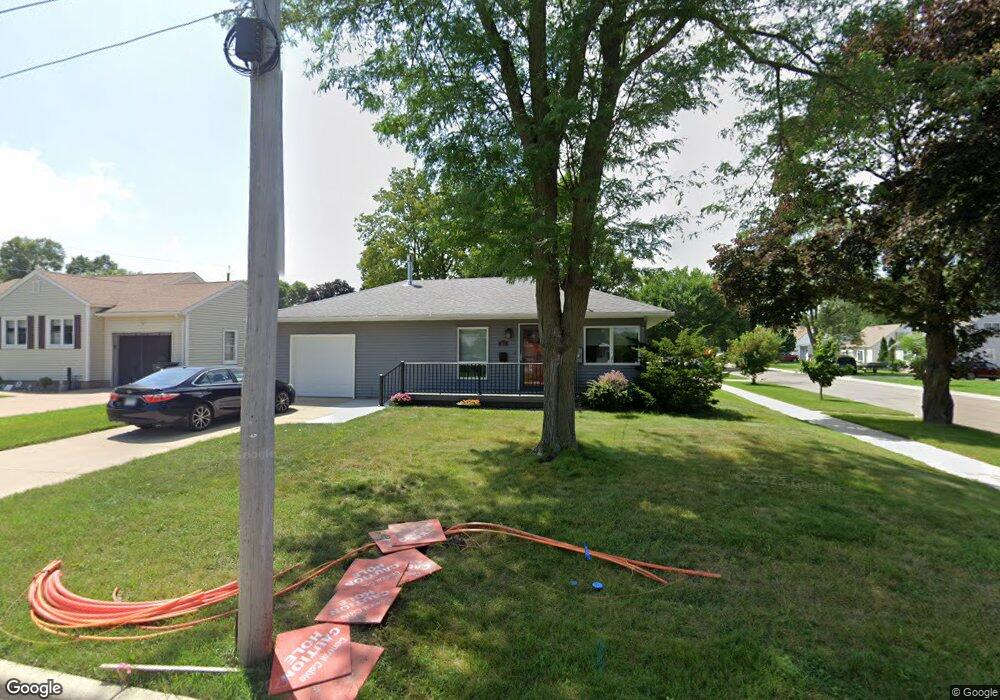 907 Clausen Ave, Albert Lea, MN 56007 - photo 1