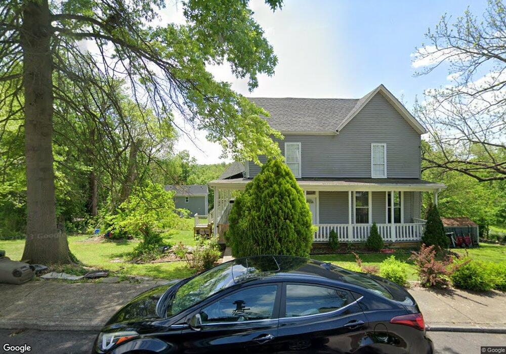 517 E Walnut St, Corydon, IN 47112 - photo 1