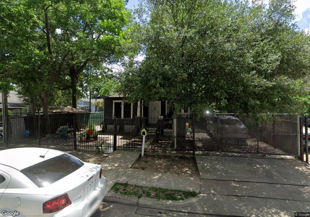 1012 Enid St, Houston, TX 77009 - photo 1