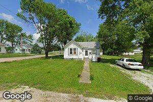 520 W 3rd St, Assumption, IL 62510