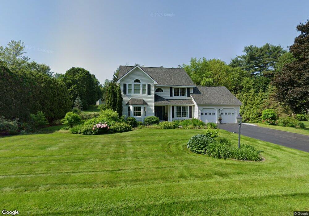 1032 Shannon Blvd, Schenectady, NY 12309 - photo 1