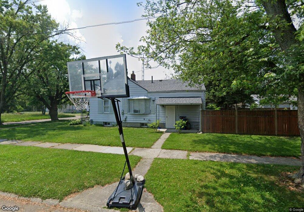 3202 Larchmont St, Flint, MI 48503 - photo 1