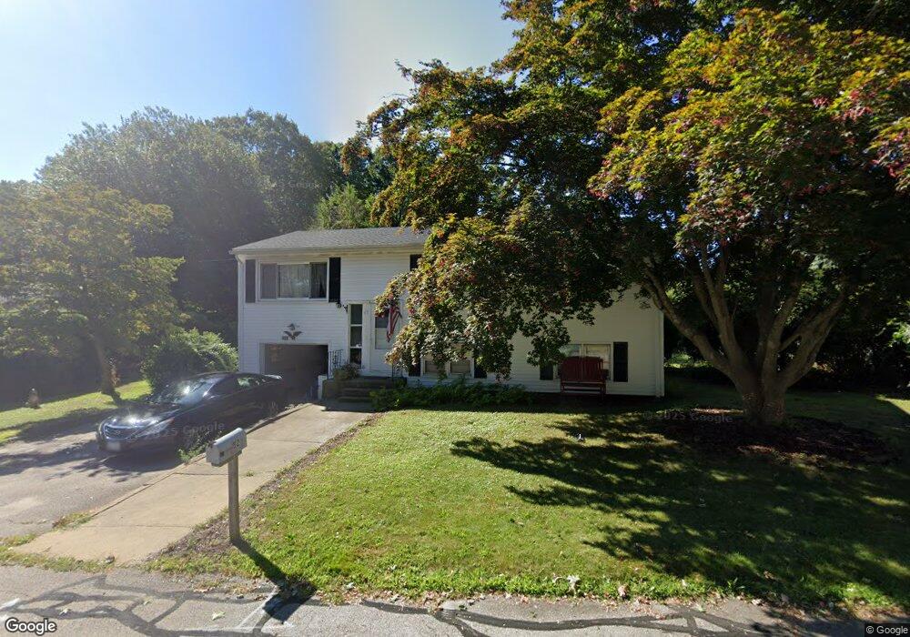 52 Old Carriage Rd, West Warwick, RI 02893 - photo 1