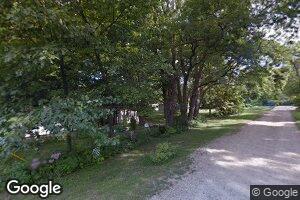 1001 N Oswego St, Spring Bay, IL 61611