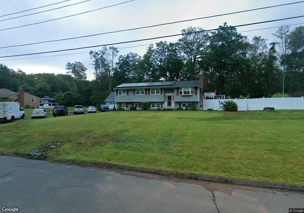 7 Bowling Green Dr, North Haven, CT 06473 - photo 1