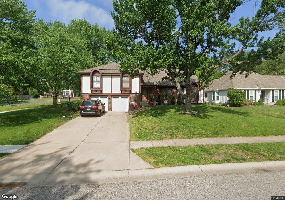 10246 Monrovia St, Lenexa, KS 66215 - photo 1