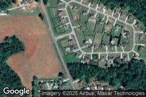 66 Jennifer Ln, Deatsville, AL 36022