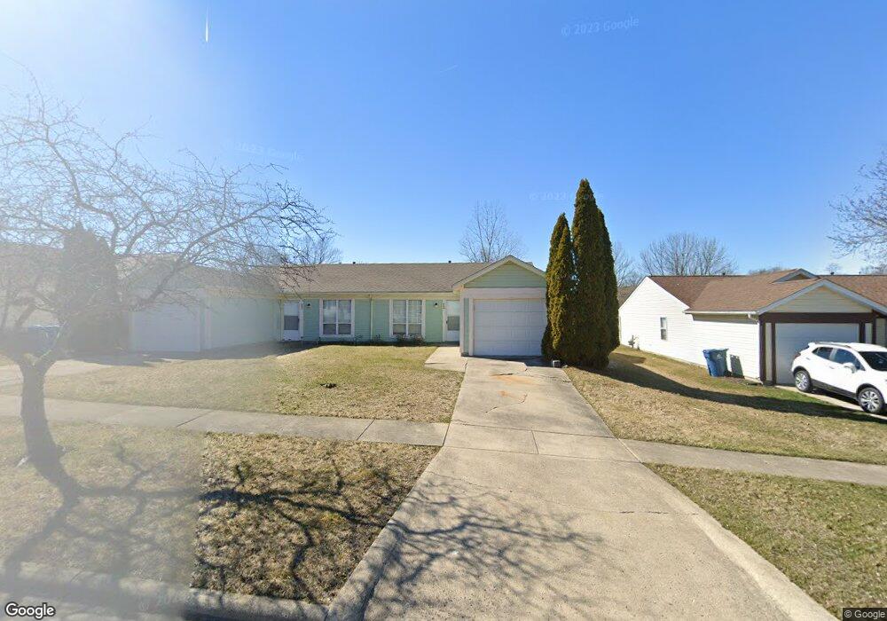 889 Southwood Dr unit 895, Marysville, OH 43040 - photo 1